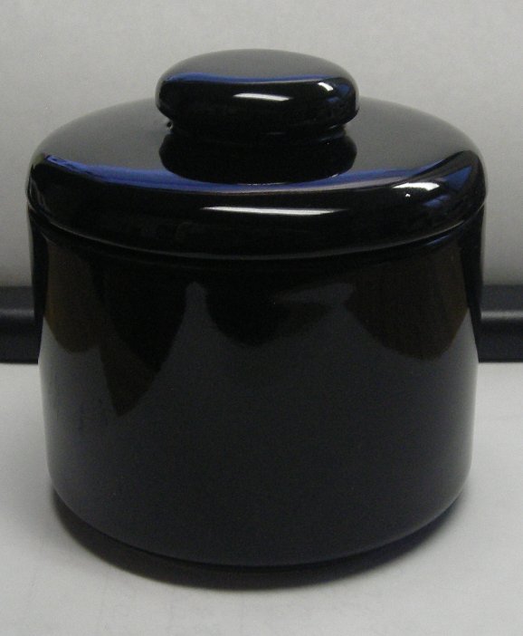 Black crock.jpg